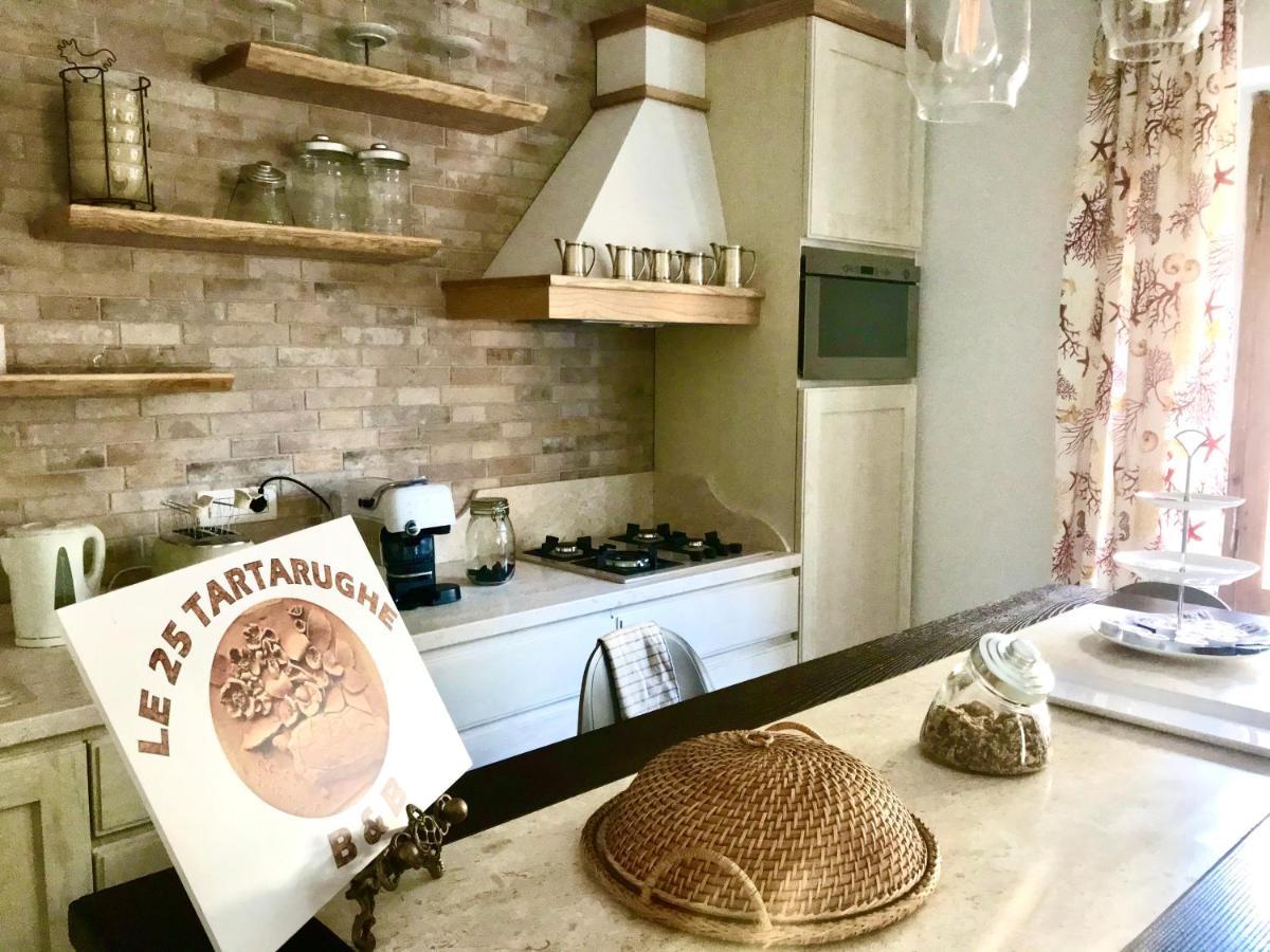 Le 25 Tartarughe Bed and Breakfast Santa Teresa Gallura Eksteriør billede