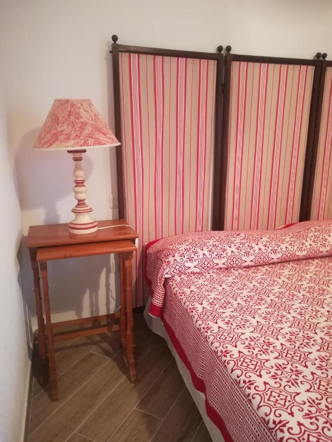 Le 25 Tartarughe Bed and Breakfast Santa Teresa Gallura Eksteriør billede