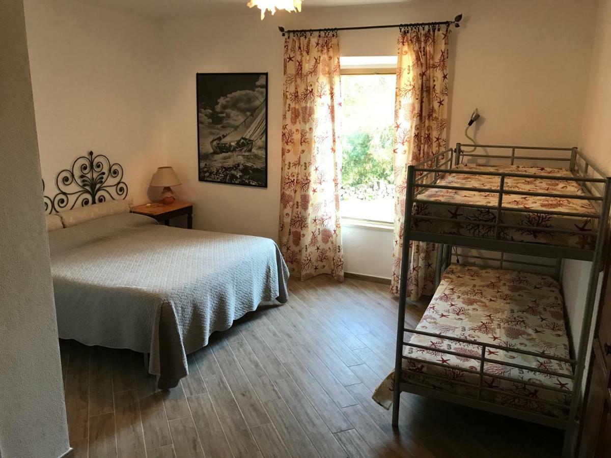 Le 25 Tartarughe Bed and Breakfast Santa Teresa Gallura Eksteriør billede
